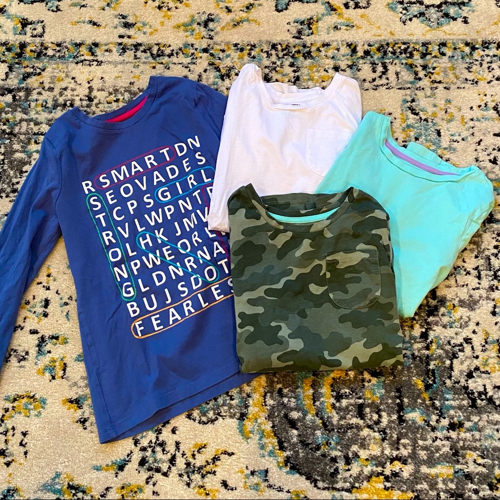 4 girls Long sleeve shirts size Medium